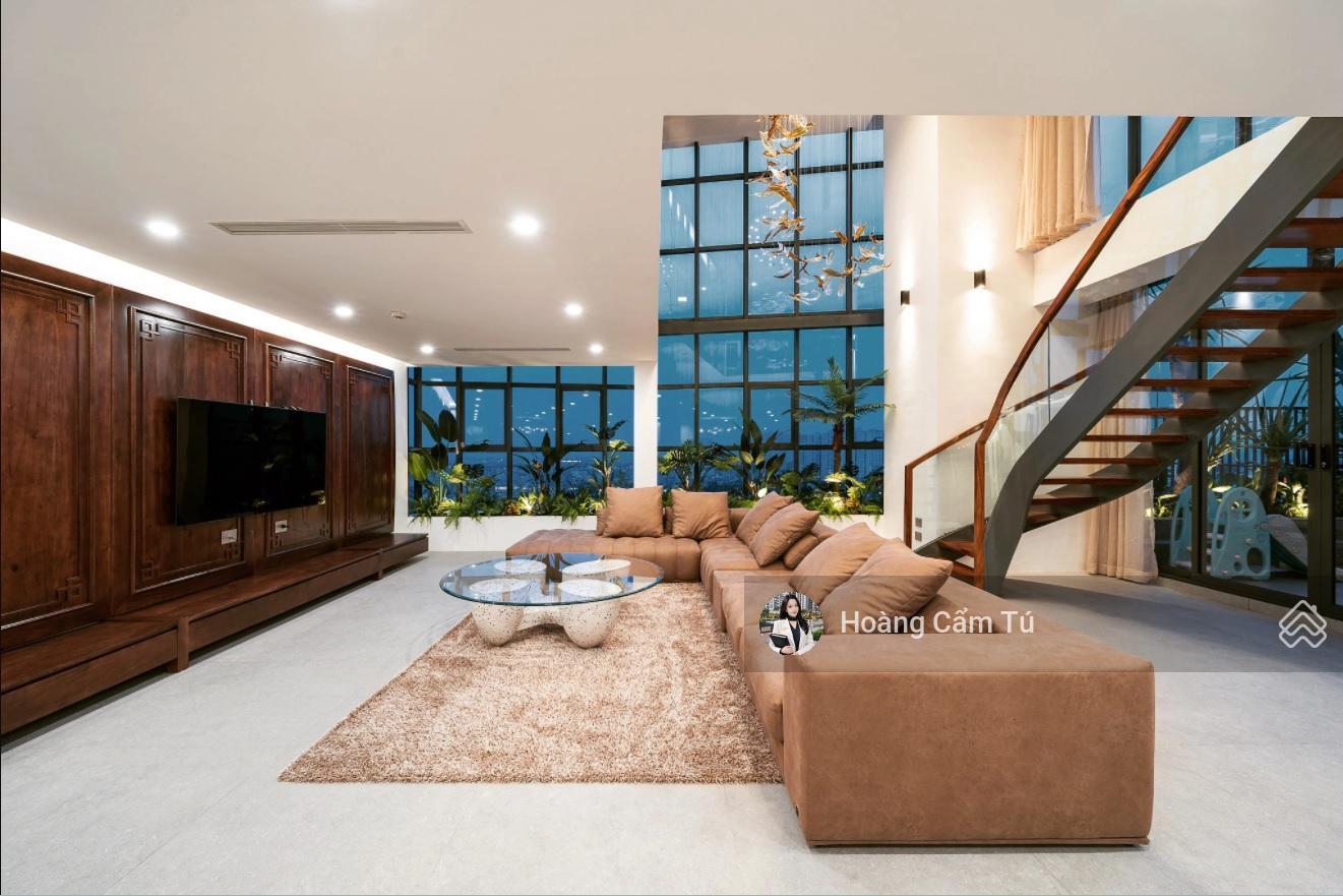 Không gian Duplex Siêu Thoáng Cần cho thuê tại CC Lữ Gia Plaza DT 170m2, 4PN, 4WC,Giá 23Triệu, LH 0706 261 ***