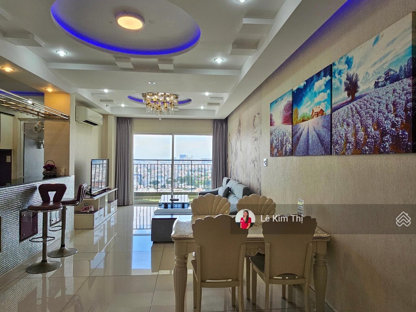 Không gian Cho thuê căn hộ Sunrise City North 3 phòng ngủ, đủ nội thất, view thoáng mát, giá 23 triệu/tháng