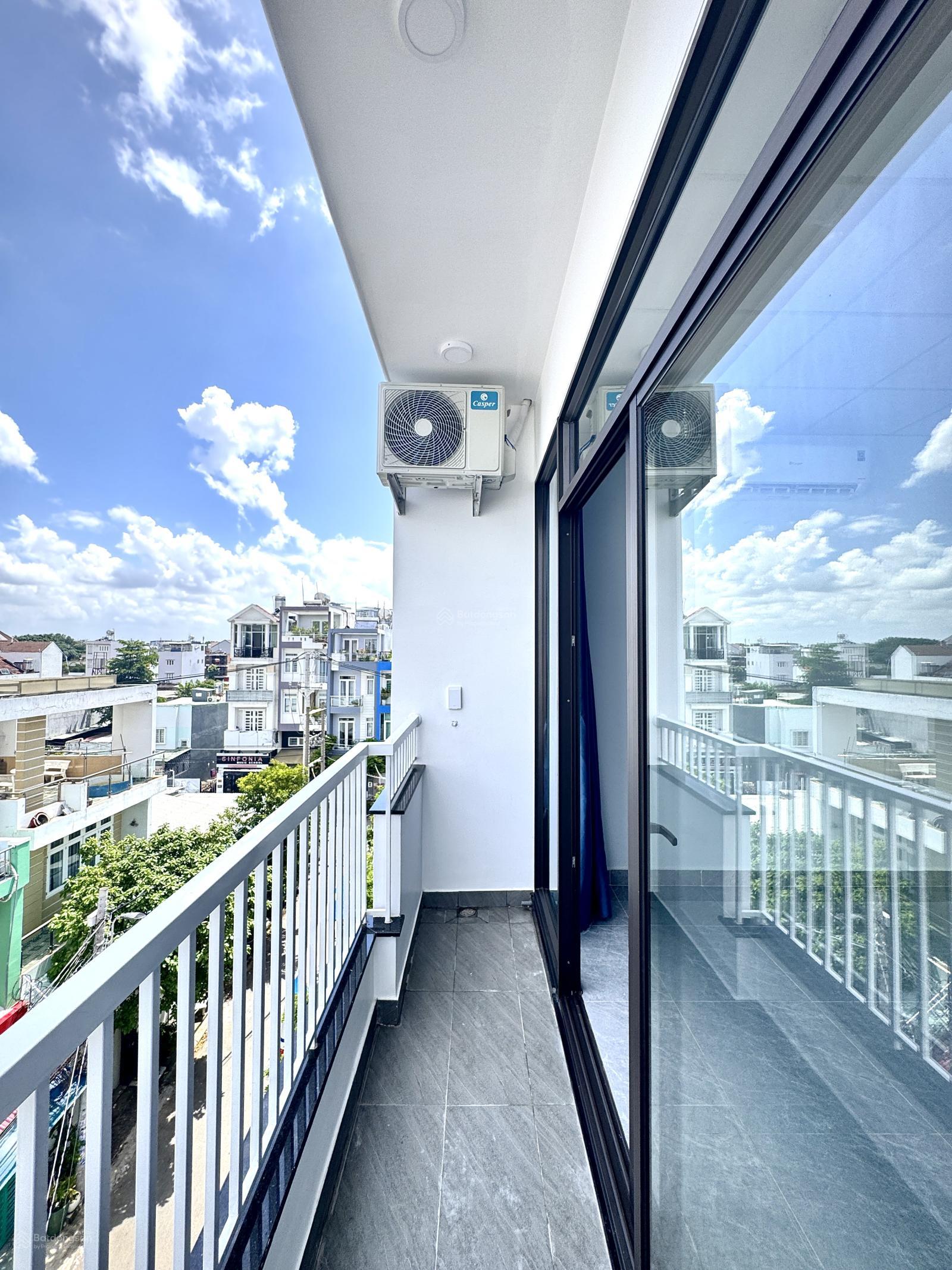 Không gian Cho thuê phòng ban công, có máy lạnh, view LM81, gần Gigamall Phạm Văn Đồng, Hiệp Bình Thủ Đức