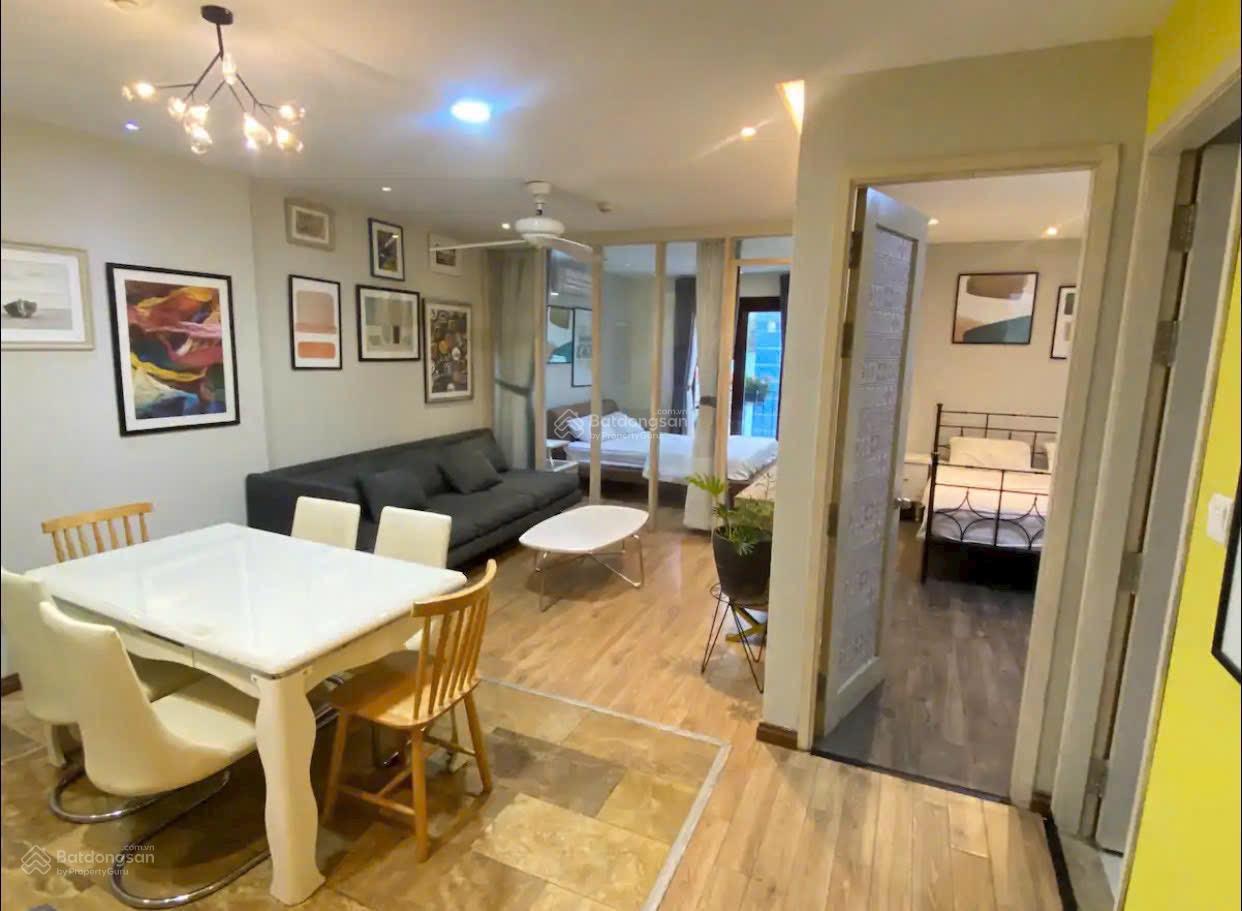 Không gian 2PN 2 phòng ngủ cho thuê tại Phan Đăng Lưu, giá siêu hời 9,5 triệu, 50m2. Liên hệ ngay Stella