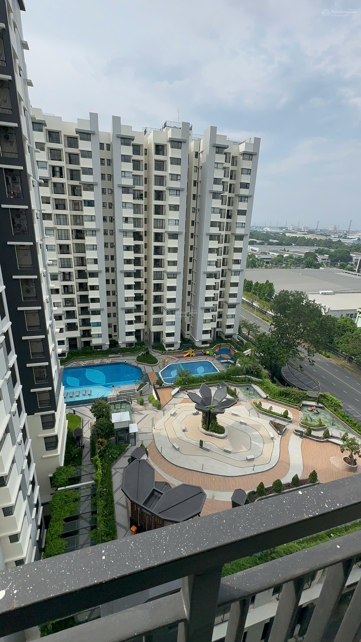 Không gian 2PN The Habitat GD3 View Hồ Bơi Đẹp Chỉ 12 Triệu Bao Phí Quản Lý