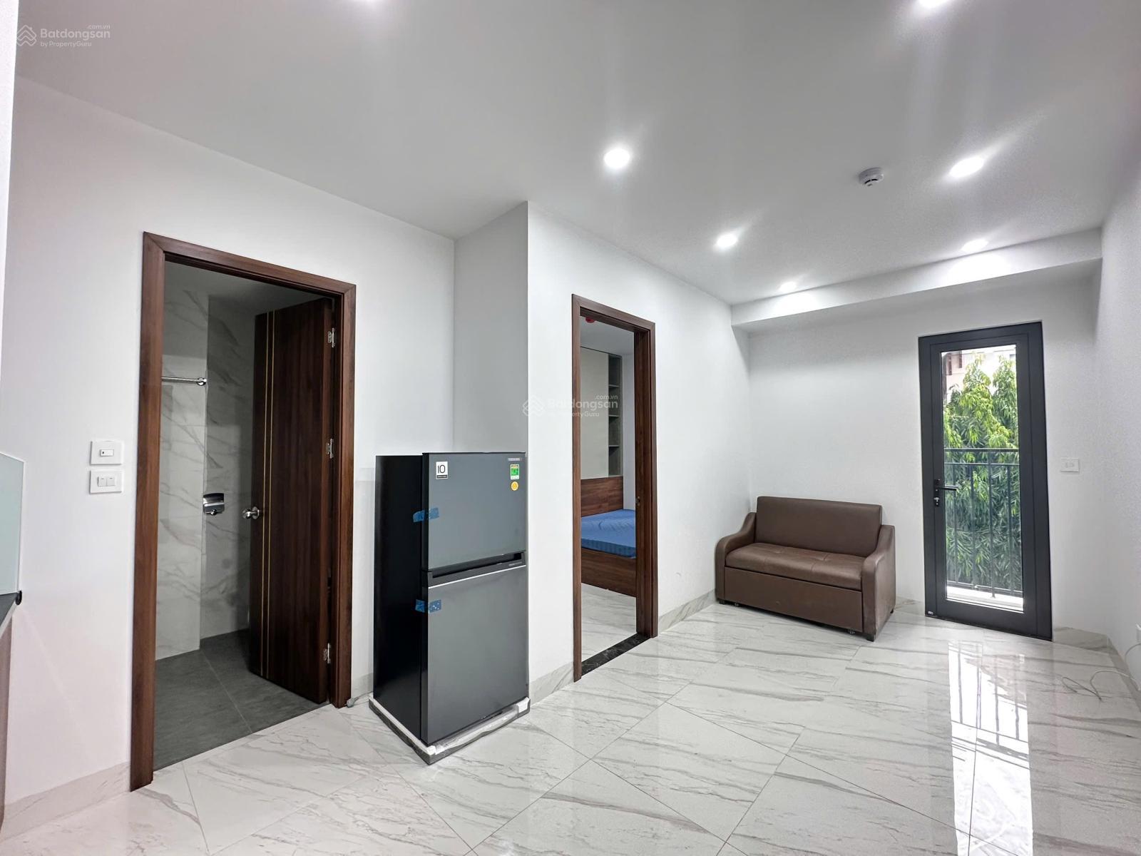 Không gian Cho thuê căn hộ 1 ngủ 1 khách tại Nguyễn Khang, điện nước giá dân cực rẻ, ban công thoáng