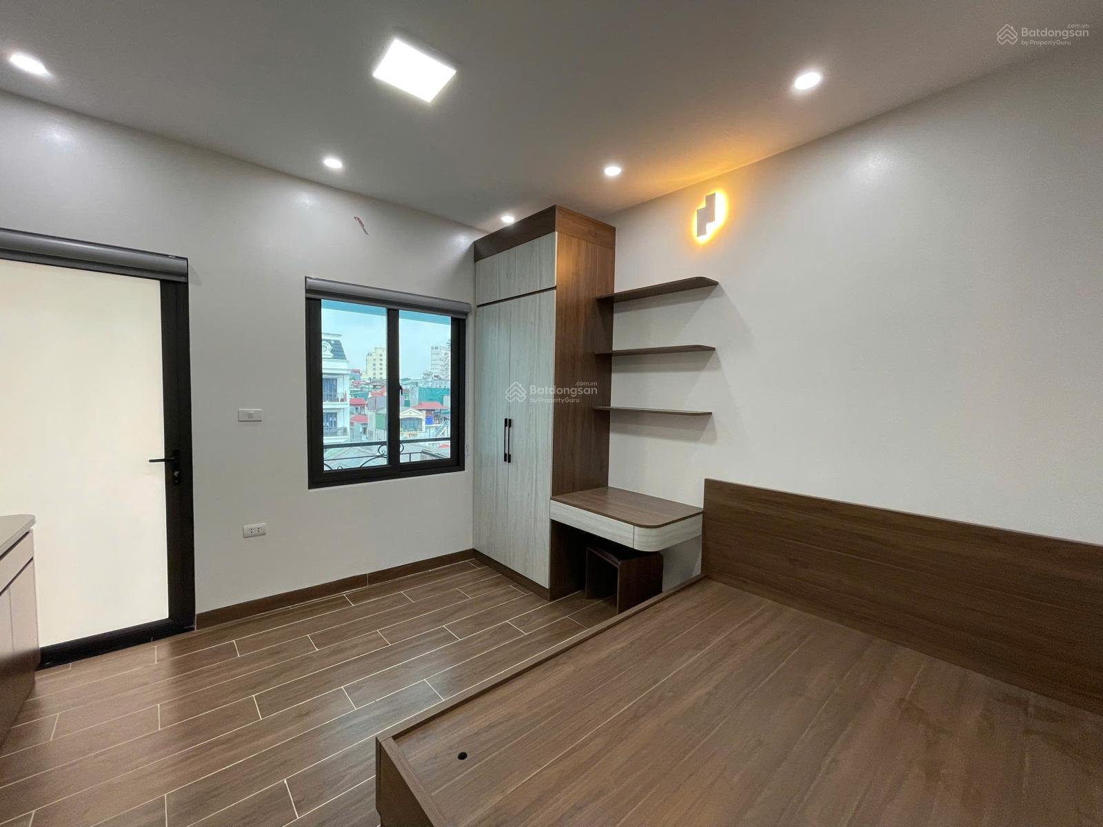 Không gian Cho thuê căn hộ mini 20m2, full đồ nội thất ngay phố cổ Ngọc Lâm, giá 4tr/th. Cách cầu CD 1km