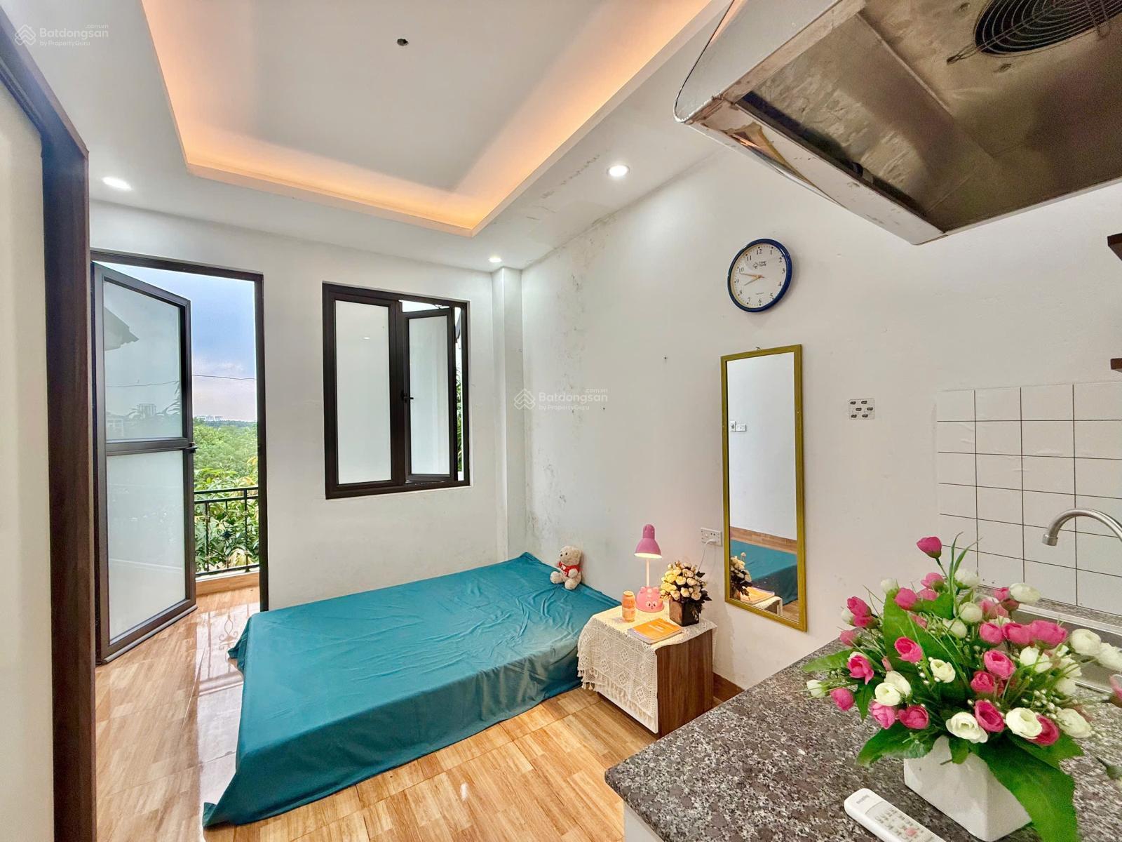 Không gian Cho thuê CCMN full đồ ở Vạn Phúc ban công thoáng ô tô đỗ cửa, ngõ 242 Vạn Phúc