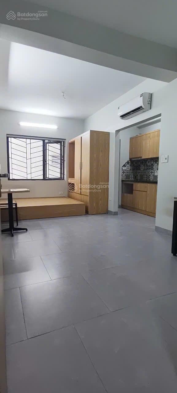 Không gian Cho thuê CC mini view đẹp tại Hoàng Quốc Việt, 5,5 triệu, 35 m2, Cầu Giấy, Hà Nội