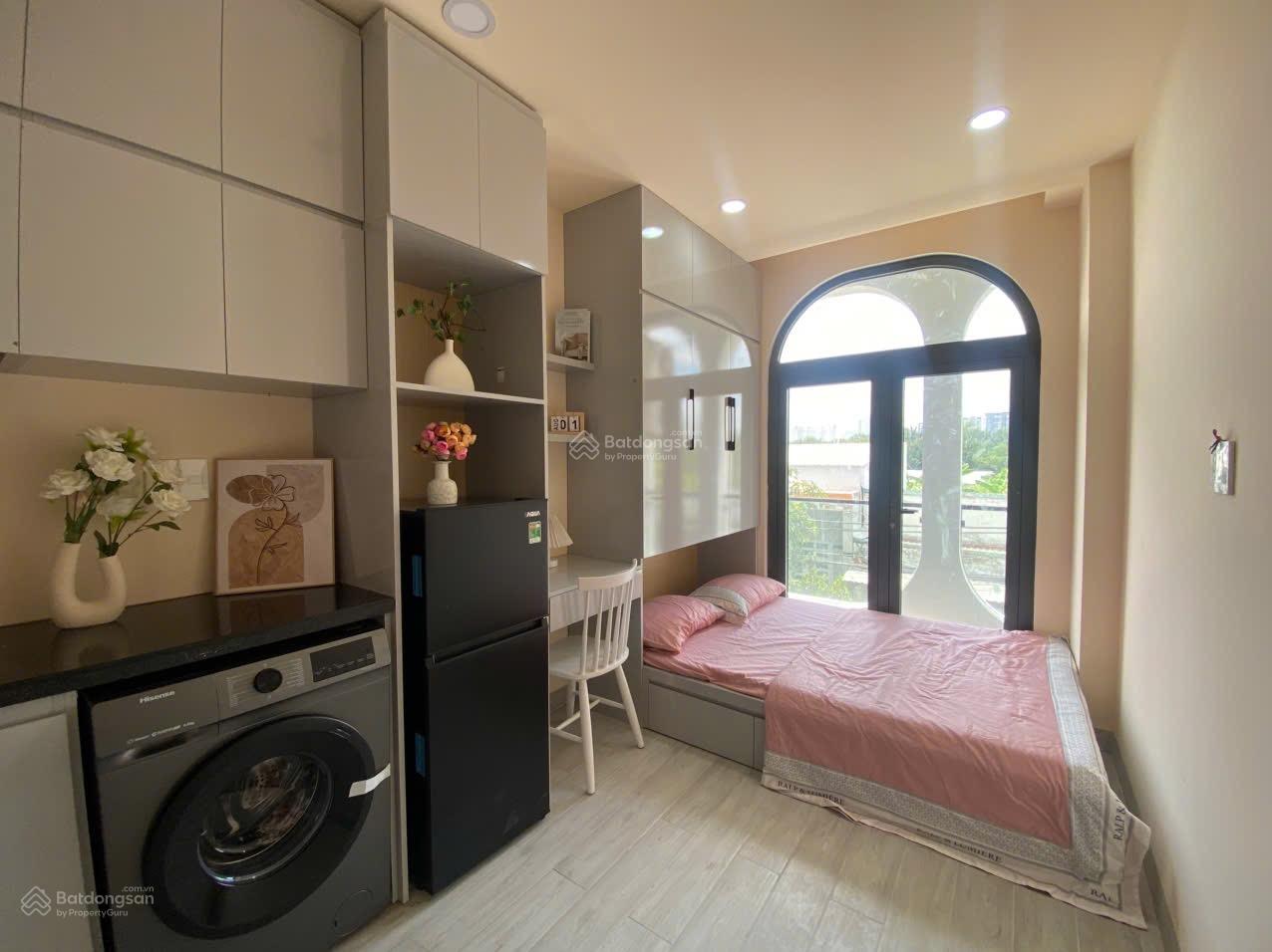 Không gian Khai trương studio siêu ngon có ban công và cửa sổ mà giá chỉ 4tr/th