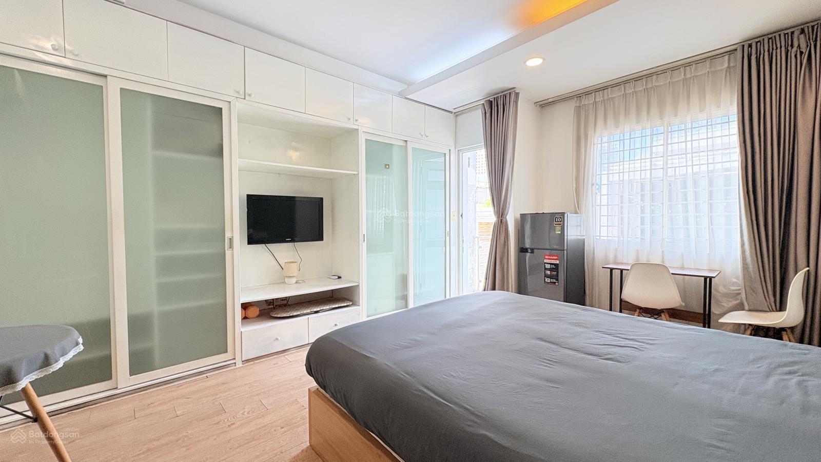 Không gian Cho thuê CC mini 1PN ban công, 35m2, 6tr7, view đẹp tại Ký Con - Bến Thành. Giảm 500k/th