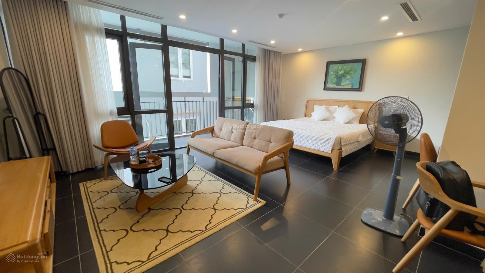 Không gian Có 1p hiếm có! Trung tâm Ba Đình, 1N1K 65m2 không thiếu NT gì, chủ nhà dễ thương, ô tô đỗ cửa
