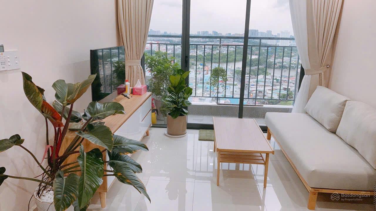 Không gian Cho thuê CC 3PN full nội thất giá chỉ với 14 triệu, 85m2 tại chung cư Goldora Plaza