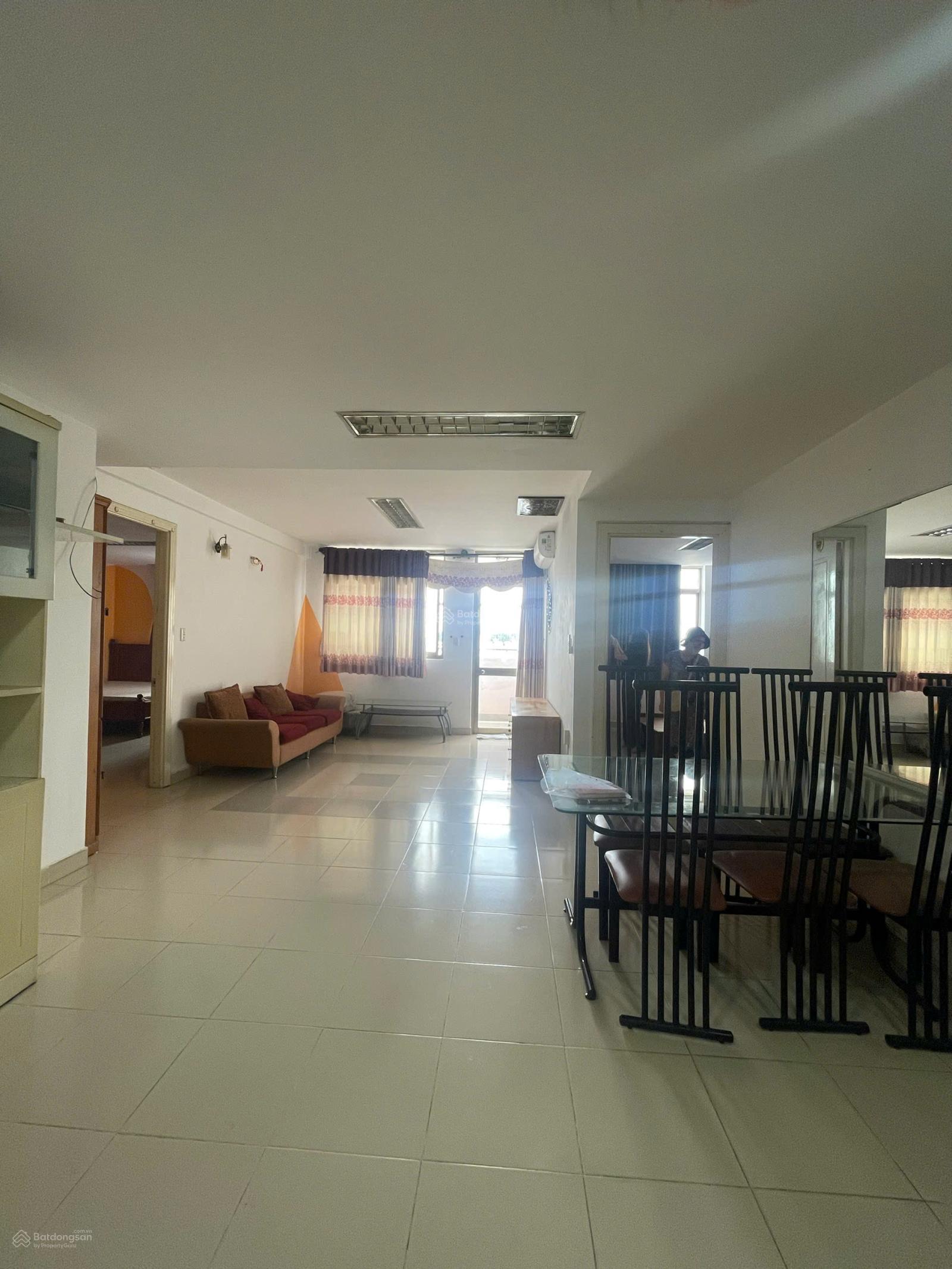 Không gian Cho thuê căn hộ 2PN, 2WC, 90m2 tại Screc Tower, 14 triệu VND