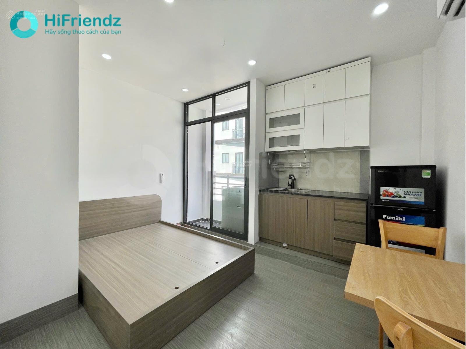Không gian Trống sẵn studio ban công - máy giặt riêng - nhận pet