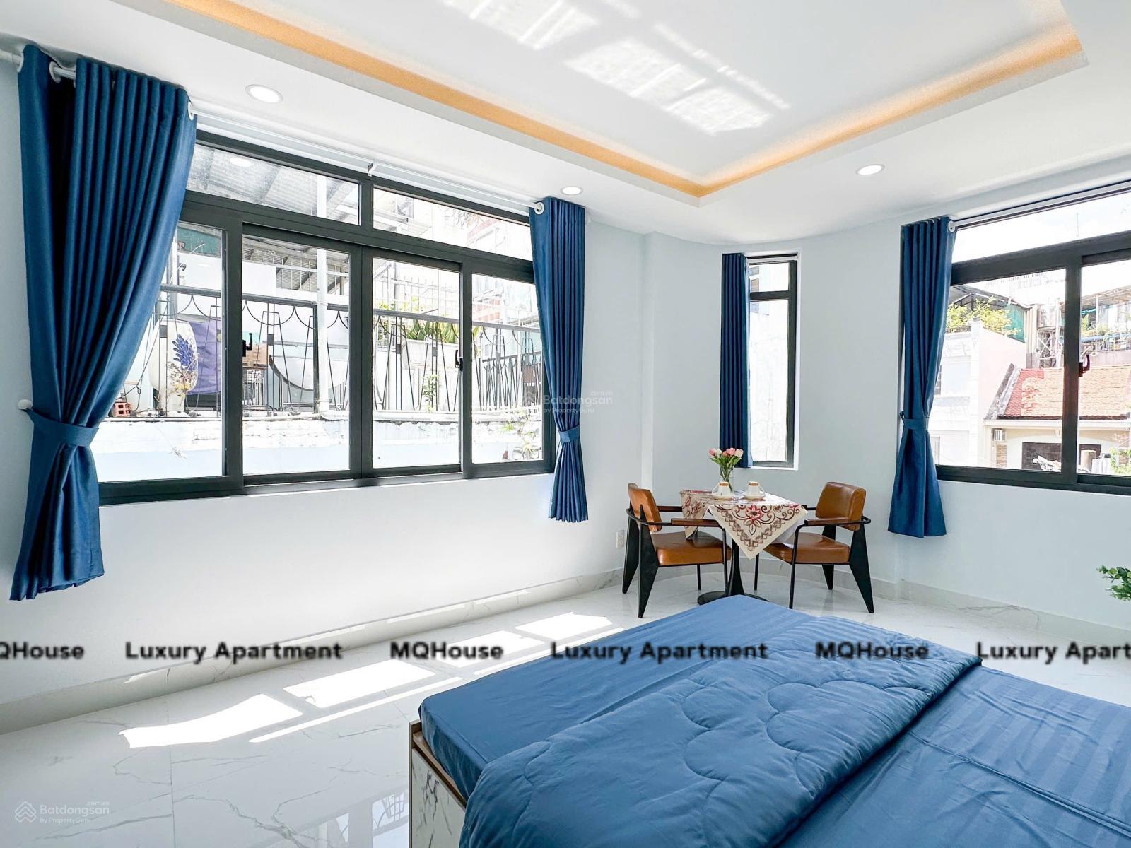 Không gian Cho thuê căn hộ mini full nội thất, cửa sổ trời thoáng mát ngay trung tâm Phú Nhuận