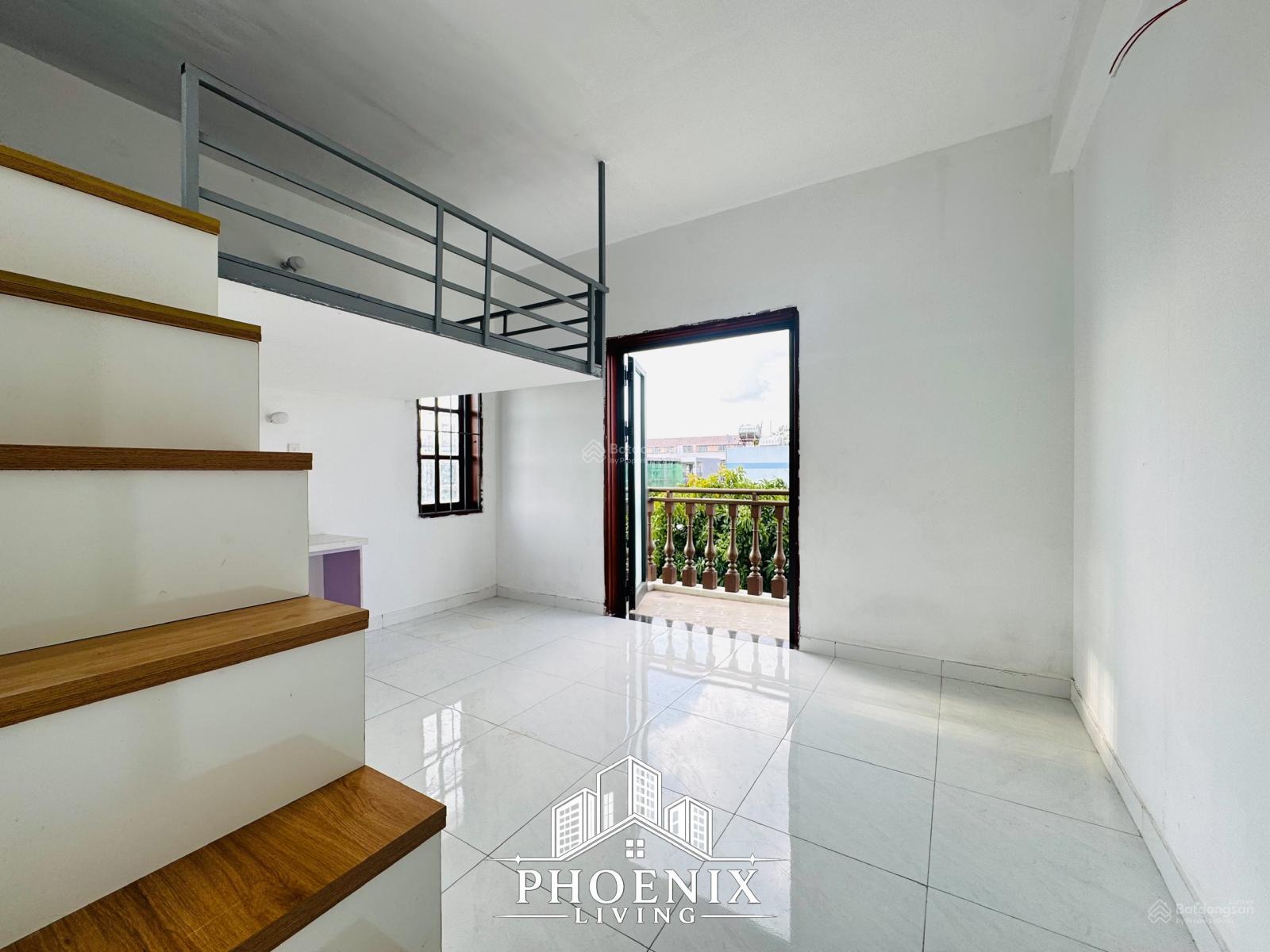 Không gian Trống duplex ban công 30m2 ngay Chợ Bà Điểm