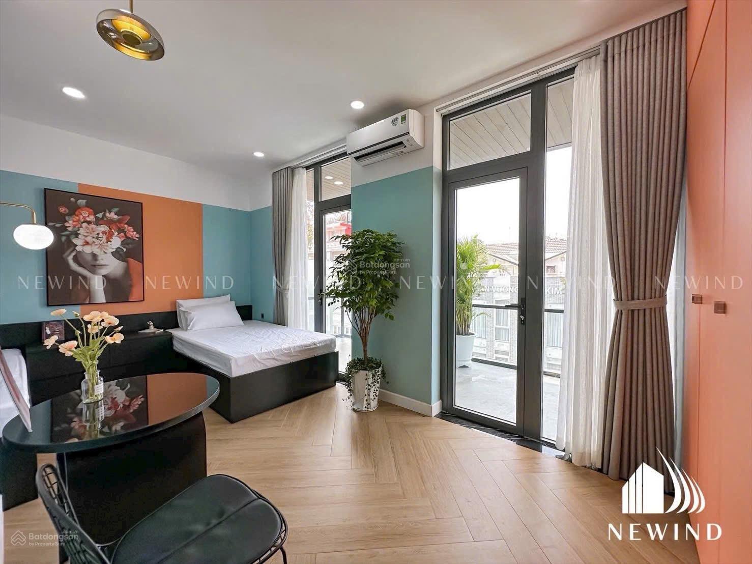 Không gian Căn hộ studio ban công Nguyễn Văn Cừ Quận 5 | Gần cầu Nguyễn Văn Cừ, ĐH Sài Gòn, Nowzone | Full NT