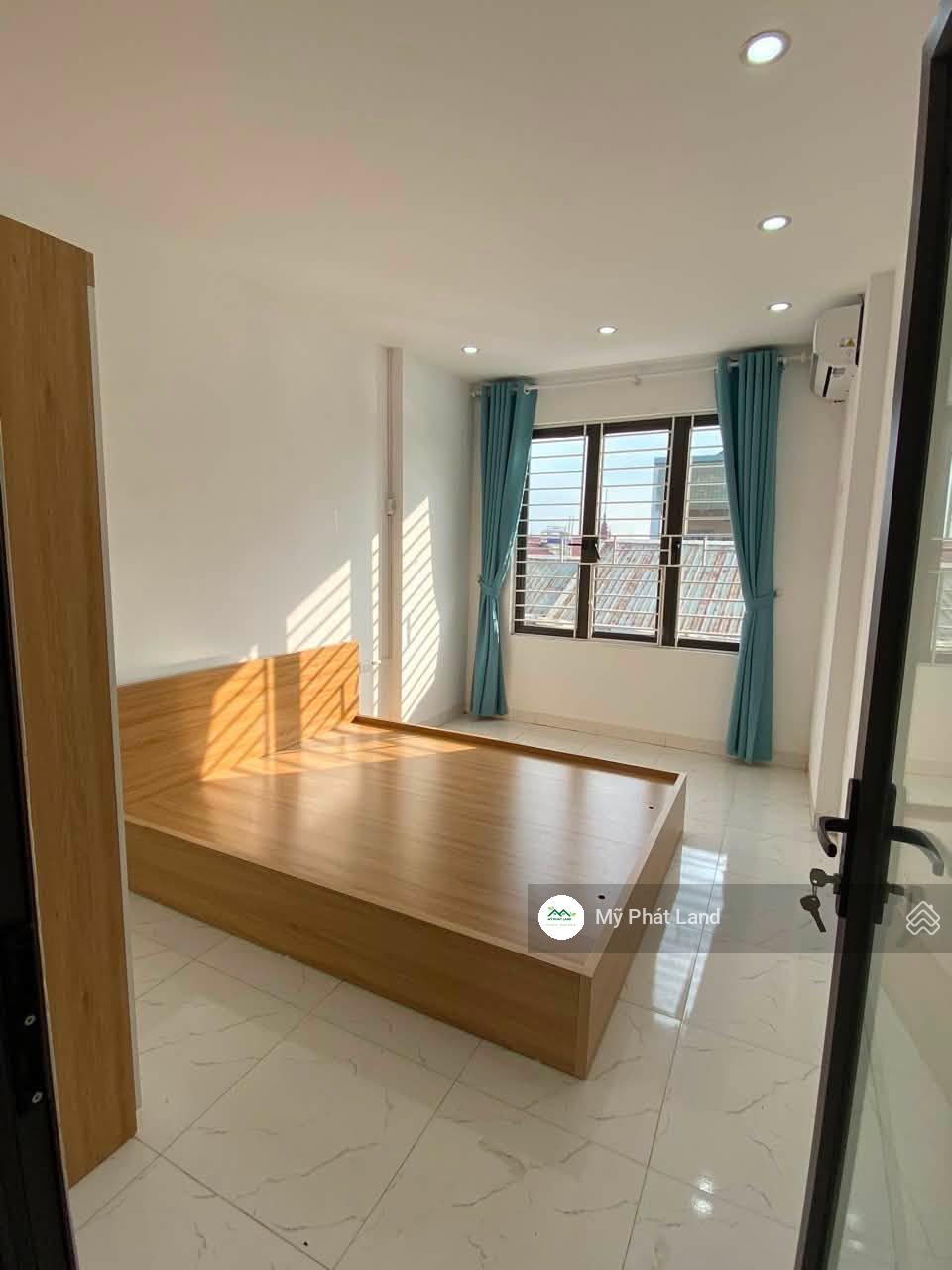 Không gian Cho thuê phòng trọ, dt 18m2, đầy đủ nội thất, vào ở ngay, 800m ra ĐH Điện lực, giá 2.4tr/tháng