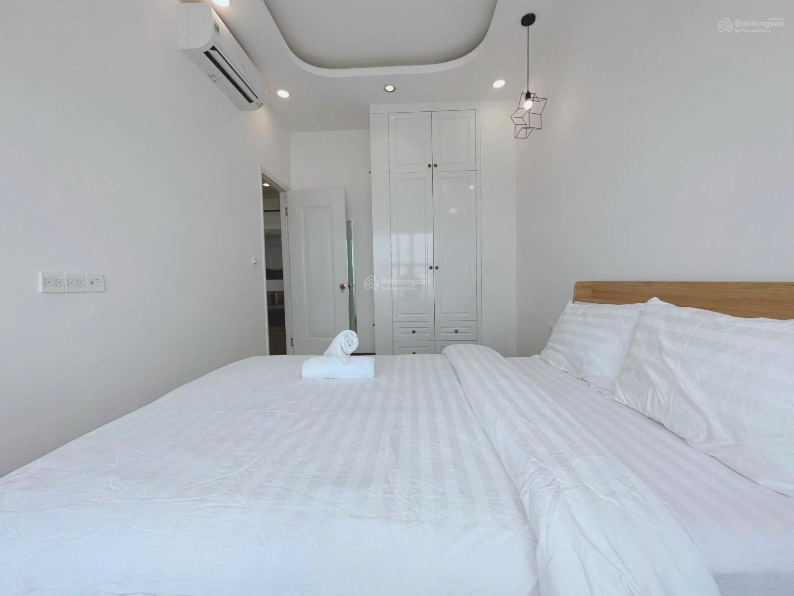 Không gian Sunrise City View, 25 triệu/th, 138 m2, 3PN, 2WC, full nội thất sẵn key xem nhà