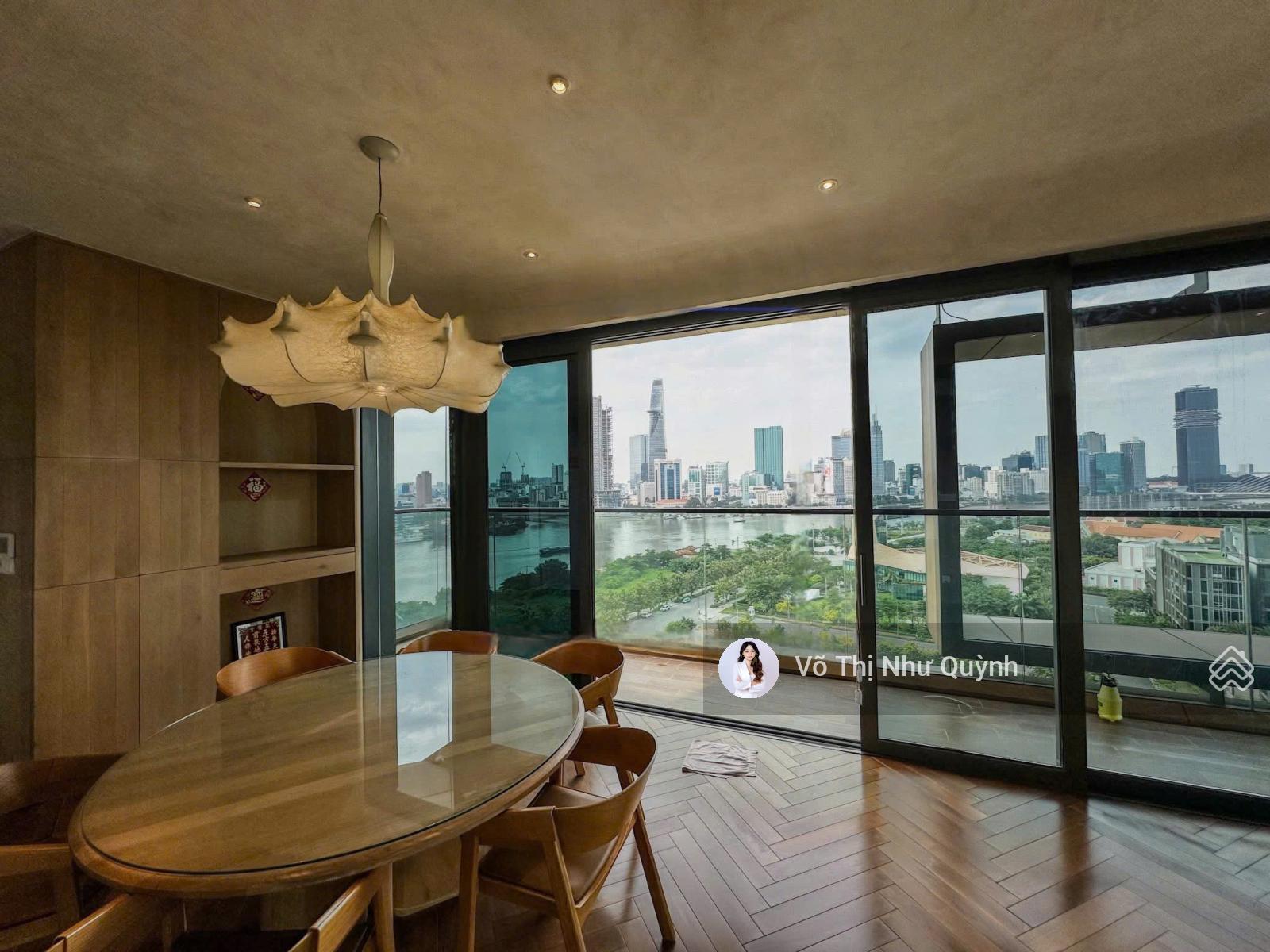 Không gian Tòa Cove đẳng cấp nhất Empire Cần cho thuê gấp căn hộ 3 phòng ngủ - View pháo hoa, đầy đủ nội thất