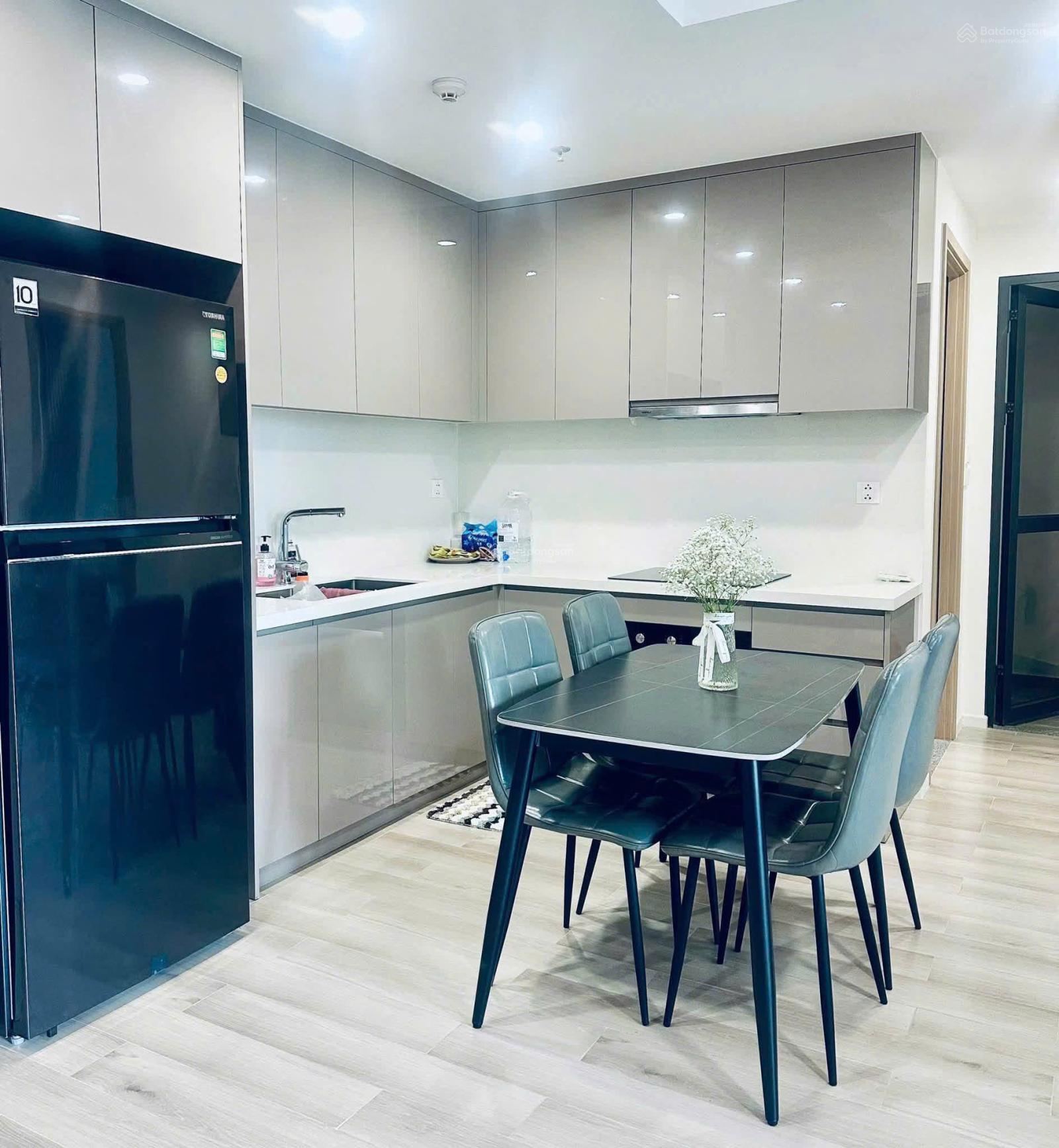 Không gian Cho thuê 2PN MCP full nội thất view mát, giá chỉ 12 triệu/tháng - Masteri Centre Point