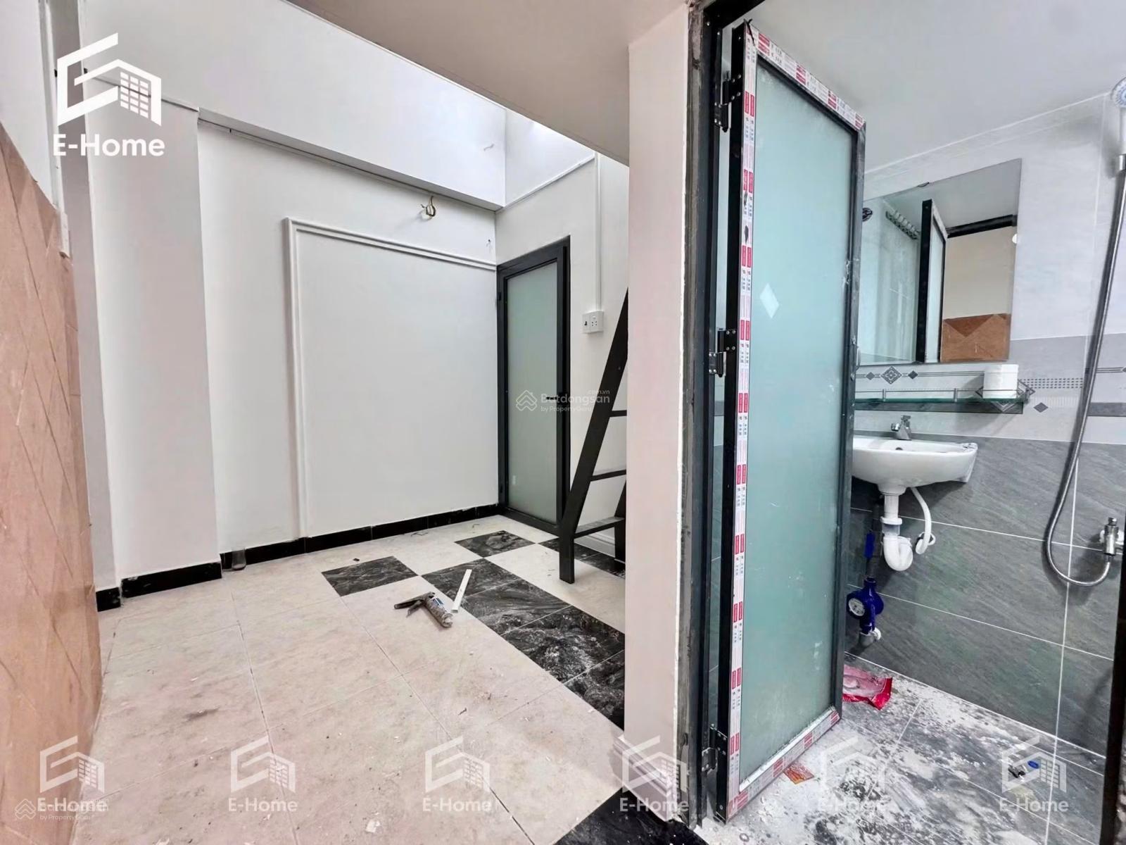 Không gian Cho thuê nhà trọ tại Thích Quảng Đức, giá ưu đãi 4 triệu VND, 20m2, P.5, Q.Phú Nhuận