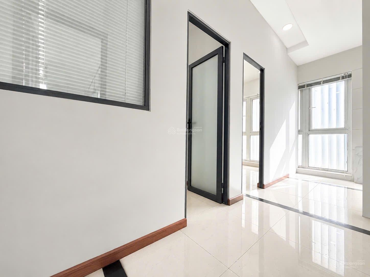 Không gian Căn hộ 2PN cửa sổ thoáng đón nắng - FullNT có máy giặt riêng - Ngay Chợ Bà Chiểu
