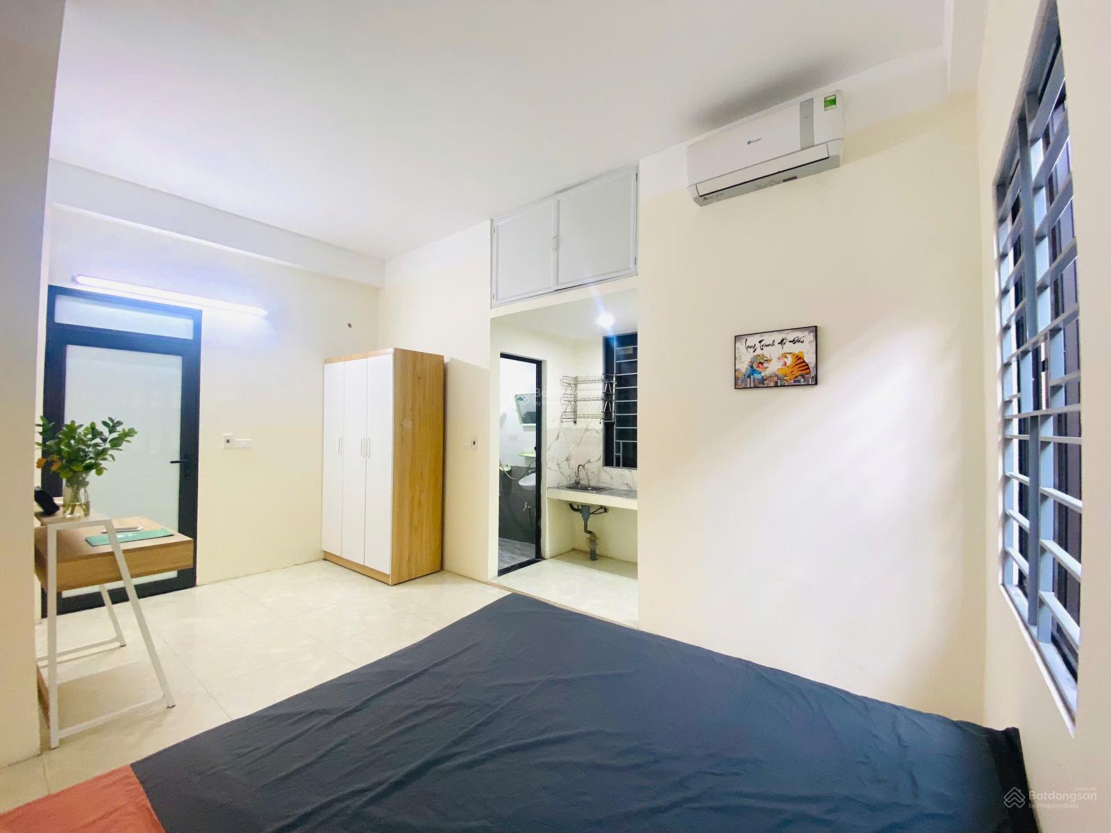 Không gian Cho thuê phòng 25m2 - Cách ĐH Công nghiệp 500m - Đầu làng Nguyên Xá
