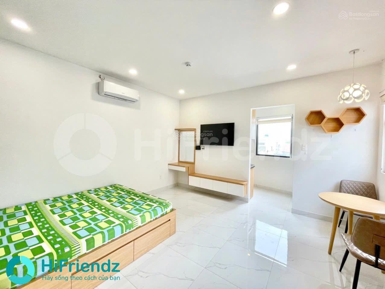 Không gian Phòng đẹp sáng full tiện nghi gần sát Quận 5