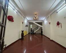 NR 6PN, 3WC, 94m2 tại Lê Đình Lý, giá siêu hời chỉ với 14 triệu VND