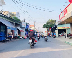 4
            
        
        
            
                
                    
                        Cần bán gần nửa sào đất hồng ngay chợ Phú Thọ KP5 phường Trảng Dài. DT: 14x33m sổ hồng riêng
                    
                
                
                    
                        5,5 tỷ
                            ·
                            470 m²
                            ·
                            11,7 tr/m²

                            
                    
                    
                            
                        TP. Biên Hòa (P. Trảng Dài mới)
                    
                    
                
            
            
                
                            
                                
                                        
                                    

                                
                                
                                    
                                        ‎Hoàng Công Uẩn
                                    
                                    
                                                
            Đăng hôm nay