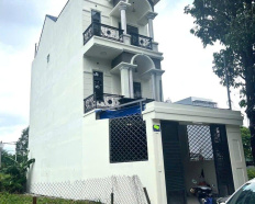 19
            
        
        
            
                
                    
                        Bán nhà 1 trệt 1 lầu phường Phú Tân thành phố Thủ Dầu Một cũ. Nay là phường Phú Tân TPHCM
                    
                
                
                    
                        5,4 tỷ
                            ·
                            100 m²
                            ·
                            54 tr/m²

                            ·
                            4
                            ·
                            4
                            
                    
                    
                            
                        TP. Thủ Dầu Một (P. Bình Dương mới)
                    
                    
                
            
            
                
                        
                                    
            Đăng hôm qua
