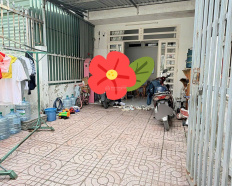 9
            
        
        
            
                
                    
                        Bán nhà gần làng ĐH P Bình An Dĩ An BD DT 87,2m2 ngang 4x21 TC 60m2 2PN giá 3tỷ950, LH 0906 309 ***
                    
                
                
                    
                        3,95 tỷ
                            ·
                            87,2 m²
                            ·
                            45,3 tr/m²

                            ·
                            2
                            ·
                            1
                            
                    
                    
                            
                        TP. Dĩ An (P. Đông Hòa mới)
                    
                    
                
            
            
                
                        
                                    
            Đăng hôm qua