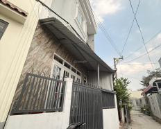 8
            
        
        
            
                
                    
                        CHỦ GỬI BÁN NHÀ 1 TRỆT 1 LẦU ( tân vạn củ). DT: 65M2. DTSD: 130M2. GIÁ: 2tỷ 450 Đường xe hơi.
                    
                
                
                    
                        2,45 tỷ
                            ·
                            65 m²
                            ·
                            37,69 tr/m²

                            ·
                            2
                            ·
                            2
                            
                    
                    
                            
                        TP. Biên Hòa (P. Biên Hòa mới)
                    
                    
                
            
            
                
                            
                                
                                        
                                    

                                
                                
                                    
                                        ‎Nguyễn Đức Hiếu
                                    
                                    
                                                
            Đăng hôm qua