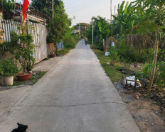 4
            
        
        
            
                
                    
                        Chính chủ bán lô đất 300m2 ngay chợ Bình Chánh
                    
                
                
                    
                        5,3 tỷ
                            ·
                            300 m²
                            ·
                            17,67 tr/m²

                            
                    
                    
                            
                        X. Bình Chánh (H. Bình Chánh cũ)
                    
                    
                
                    
                        Tôi cần tiền nên bán lô đất 10x30m ngay chợ bình chánh
                    
            
            
                
                        
                                    
            Đăng hôm qua