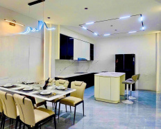 15
            
        
        
            
                
                    
                        Sở hữu ngay nhà mặt tiền Tiên Sơn 2 sát vách Downtown 69 tầng
                    
                
                
                    
                        8,8 tỷ
                            ·
                            64 m²
                            ·
                            137,5 tr/m²

                            ·
                            4
                            ·
                            3
                            
                    
                    
                            
                        Q. Hải Châu (P. Hòa Cường mới)
                    
                    
                
            
            
                
                        
                                    
            Đăng hôm qua