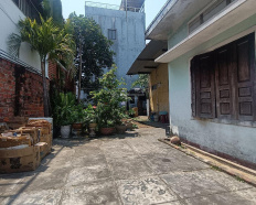 4
            
        
        
            
                
                    
                        Hàng hiếm ven biển nhà đất ngang 24m lô đất đẹp giữa trung tâm du lịch
                    
                
                
                    
                        21 tỷ
                            ·
                            255 m²
                            ·
                            82,35 tr/m²

                            
                    
                    
                            
                        Q. Ngũ Hành Sơn (P. Ngũ Hành Sơn mới)
                    
                    
                
            
            
                
                            
                                
                                        
                                    

                                
                                
                                    
                                        ‎Nguyễn Minh
                                    
                                    
                                                
            Đăng hôm nay
