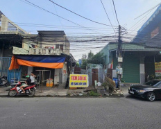 5
            
        
        
            
                
                    
                                
                        Đất 143.4m2 mặt tiền gần chợ Thông Dụng, phường Tân Đông Hiệp, Tp Dĩ An
                    
                
                
                    
                        5,1 tỷ
                            ·
                            143,4 m²
                            ·
                            35,56 tr/m²

                            
                    
                    
                            
                        TP. Dĩ An (P. Dĩ An mới)
                    
                    
                
            
            
                
                            
                                
                                        
                                    

                                
                                
                                    
                                        ‎Trần Truyền Hậu
                                    
                                    
                                                
            Đăng hôm nay