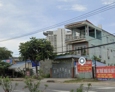 5
            
        
        
            
                
                    
                        Bán nhà mặt phố tại 513 Nguyễn Lương Bằng , Phường Hải Vân , Thành Phố Đà Nẵng , 11,8 tỷ, 249,4 m2
                    
                
                
                    
                        11,8 tỷ
                            ·
                            249,4 m²
                            ·
                            47,31 tr/m²

                            ·
                            3
                            ·
                            1
                            
                    
                    
                            
                        Q. Liên Chiểu (P. Hải Vân mới)
                    
                    
                
                    
                        Cần bán gấp lô đất tặng nhà kiên cố đường Nguyễn Lương Bằng , vị trí tuyệt đẹp , Ngang đến 8m Thông tin lô đất  Diện tích Ngang 8m x 32 m² = 249,4 160m² đất ở , 89,4m² đất trồng cây lâu năm  vuông vức như tờ giấy A4 , đang cho thuê mở công ty dòng tiền 20 triệu / 1 tháng , vỉa hè 5m đậu xe thoải mái   Nằm trên trục đường 33m với 2 làn đường rộng  Hướng Đông Bắc mát mẻ   Khu vực An Ninh rất tốt   Tiện ích ngập tràn   Gần resort 5 Mikazuki và bãi b...
                    
            
            
                
                        
                                    
            Đăng 1 tuần trước