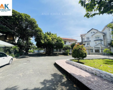 4
            
        
        
            
                
                    
                        ĐẤT BIỆT THỰ HIM LAM VIEW SÔNG - P. TRƯỜNG THỌ - NGANG 12M x 16M VUÔNG VỨC TỜ A4
                    
                
                
                    
                        17,8 tỷ
                            ·
                            192 m²
                            ·
                            92,71 tr/m²

                            
                    
                    
                            
                        P. Thủ Đức (TP. Thủ Đức cũ)
                    
                    
                
                    
                        Vị trí: gần Ga Metro Bình Thái, đường Võ Nguyên Giáp , sát dự án qui hoạch khu đô thị 160HA cảng Phước Long, gần dự án khu liên hợp thể dục thể thao quốc giá Rạch Chiếc. Khu dân trí, công viên nội khu. Qui hoạch đất biệt thự: xây 1 trệt 2 lầu + mái Diện tích công nhận: 192mChủ cần ra gấp: 19.2 tỷ giảm còn 17.8 tỷ
                    
            
            
                
                            
                                
                                        
                                    

                                
                                
                                    
                                        ‎Nguyễn Anh Khoa
                                    
                                    
                                                
            Đăng hôm nay
