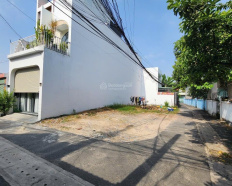 4
            
        
        
            
                
                    
                                
                        Đất Phú Lợi Thủ Dầu Một | đường nhựa 4,5m | hướng Đông Nam | giá 3,19 tỷ
                    
                
                
                    
                        3,19 tỷ
                            ·
                            104,9 m²
                            ·
                            30,41 tr/m²

                            
                    
                    
                            
                        TP. Thủ Dầu Một (P. Phú Lợi mới)
                    
                    
                
            
            
                
                            
                                
                                        
                                    

                                
                                
                                    
                                        ‎Trần Minh Sang
                                    
                                    
                                                
            Đăng hôm nay