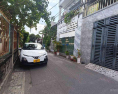 6
            
        
        
            
                
                    
                        MẶT TIỀN KINH DOANH NGANG 20M NGAY ĐƯỜNG NGUYỄN AN NINH DĨ AN
                    
                
                
                    
                        5,8 tỷ
                            ·
                            140 m²
                            ·
                            41,43 tr/m²

                            ·
                            3
                            
                    
                    
                            
                        TP. Dĩ An (P. Dĩ An mới)
                    
                    
                
            
            
                
                        
                                    
            Đăng hôm qua