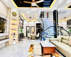 20
            
        
        
            
                
                    
                        BÁN NHÀ 3 TẦNG KIỆT THÁI THỊ BÔI TRUNG TÂM TP ĐÀ NẴNG FULL NỘI THẤT VÀO Ở NGAY
                    
                
                
                    
                        6,35 tỷ
                            ·
                            62 m²
                            ·
                            102,42 tr/m²

                            ·
                            3
                            ·
                            4
                            
                    
                    
                            
                        Q. Thanh Khê (P. Thanh Khê mới)
                    
                    
                
            
            
                
                            
                                
                                        
                                    

                                
                                
                                    
                                        ‎DUYÊN BẢO AN KHANG- BDS ĐÀ NẴNG
                                    
                                    
                                                
            Đăng hôm nay