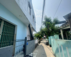 4
            
        
        
            
                
                    
                        Mình chính chủ cần bán nhà cấp 4 đang cho thuê 3 triệu/ tháng DT lớn: 101m2, kiệt 388 Tô Hiệu
                    
                
                
                    
                        3,75 tỷ
                            ·
                            101 m²
                            ·
                            37,13 tr/m²

                            ·
                            2
                            ·
                            2
                            
                    
                    
                            
                        Q. Liên Chiểu (P. Hòa Khánh mới)
                    
                    
                
            
            
                
                        
                                    
            Đăng hôm nay