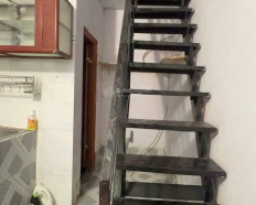 12
            
        
        
            
                
                    
                        Bán nhà cấp 4 có gác lửng, sát chợ KCN Sóng Thần, phường Dĩ An, DT 48m2, sổ đỏ giá 2,7tỷ hẻm xe hơi
                    
                
                
                    
                        2,7 tỷ
                            ·
                            48 m²
                            ·
                            56,25 tr/m²

                            ·
                            2
                            ·
                            2
                            
                    
                    
                            
                        TP. Dĩ An (P. Dĩ An mới)
                    
                    
                
            
            
                
                        
                                    
            Đăng hôm qua