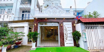 23
            
        
        
            
                
                    
                        Bán nhà: Thân gửi ae môi giới, biệt thự mini Tân cổ điển 5m x19m (95m2)
                    
                
                
                    
                        8,66 tỷ
                            ·
                            95 m²
                            ·
                            91,16 tr/m²

                            ·
                            4
                            ·
                            5
                            
                    
                    
                            
                        X. Nhà Bè (H. Nhà Bè cũ)
                    
                    
                
                    
                        Hoa hồng: 3% Biệt thự Tân Cổ Điển thiết kế đẹp, ở ngay. Địa chỉ: 28/14A Đào Tông Nguyên, Nhà Bè TP. HCM. Diện tích: 5m x 19m = 95m² (full thổ cư). Kết cấu kiên cố: 1 trệt 2 lầu. 4 phòng ngủ 5WC. 6 Máy lạnh tivi các phòng. Đường trước nhà 8m ô tô quay đầu thoải máy. Di chuyển Quận 7 cực gần chỉ một bước chân. Hỗ trợ vay ngân hàng nhanh tối đa 80%. Liên hệ chính chủ: 0908 787 ***. Anh em có khách chốt nhanh sản phẩm đẹp, pháp lý chuẩn, giá tốt trong...
                    
            
            
                
                            
                                
                                        
                                
                                
                                    
                                        ‎Hồ Thị Kim Cúc
                                    
                                    
                                                
            Đăng hôm nay
        

                                    
                                
                            
                
                
                        
                            
                            0908 787 *** · Hiện số
