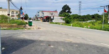 5
            
        
        
            
                
                    
                        Hơn 1 tỷ có sổ đỏ trao tay có ngay đất gần ngã tư Xuân Mai, 3 trường học, KCN, trạm y tế
                    
                
                
                    
                        1,2 tỷ
                            ·
                            55 m²
                            ·
                            21,82 tr/m²

                            
                    
                    
                            
                        H. Chương Mỹ (X. Xuân Mai mới)
                    
                    
                
                    
                        Lô đất nằm ngay trung tâm tiện ích, 2 phút đi bộ đến trường mầm non, tiểu học, THCS. Chợ dân sinh cách chưa đầy 3 phút. Khu dân cư đông, hạ tầng hoàn thiện, an ninh tốt  mua xong xây ở ngay hoặc cho thuê liền tay. Vị trí nằm giữa hai khu công nghiệp lớn: cách KCN Lương Sơn khoảng 2km, KCN Nhuận Trạch khoảng 5km. Nguồn khách thuê ổn định, sinh lời thực tế. Chỉ 3km ra ngã tư Xuân Mai - Quốc lộ 21, kết nối Hà Nội nhanh và thuận tiện. Giá 1.2 tỷ, có ...
                    
            
            
                
                            
                                
                                        
                                    

                                
                                
                                    
                                        ‎Nguyễn Thành Long
                                    
                                    
                                                
            Đăng 5 ngày trước
        

                                    
                                
                            
                
                
                        
                            
                            0943 110 *** · Hiện số