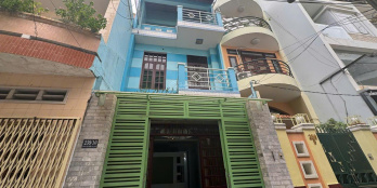 7
            
        
        
            
                
                    
                        BÁN NHÀ 259/10 NGUYỄN TRI PHƯƠNG, P. DIÊN HỒNG, TP.HCM
                    
                
                
                    
                        14,5 tỷ
                            ·
                            68,8 m²
                            ·
                            210,76 tr/m²

                            ·
                            4
                            ·
                            3
                            
                    
                    
                            
                        P. Diên Hồng (Quận 10 cũ)
                    
                    
                
                    
                        BÁN NHÀ 259/10 NGUYỄN TRI PHƯƠNG, P. DIÊN HỒNG, TP.HCM DT công nhận: 4m x 16.7m(68,8m²)  Kết cấu: 1 trệt, 2 lầu, nhà đúc kiên cố  Gồm: 4 phòng ngủ, 3 WC, bếp Hướng Đông Bắc (chánh Đông)  Nhà thoáng mát, đón nắng sáng, ít nắng chiều Hẻm rộng khoảng 4m  Khu dân cư an ninh  Di chuyển thuận tiện  Phù hợp ở gia đình, kinh doanh online, spa, văn phòng nhỏ, homestay  Ngay khu ăn uống, gần chợ, siêu thị, trường học, bệnh viện  Giá bán: 14.5 tỷ ( TL)  Nhà...
                    
            
            
                
                            
                                
                                        
                                            A
                                
                                
                                    
                                        ‎Anh Danh
                                    
                                    
                                                
            Đăng 4 ngày trước
        

                                    
                                
                            
                
                
                        
                            
                            0916 941 *** · Hiện số