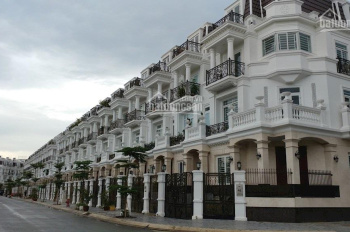 Nhà mặt tiền QL 1A liền kề chợ Bình Chánh giá F1 1,4 tỷ/căn, CK 8%, tặng bộ nội thất tủ bếp 100tr