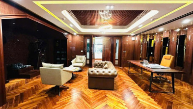 Hàng hiếm! Mặt phố Vạn Bảo lô góc 2 mặt tiền oto tránh dừng đỗ vỉa hè 5m, 65m2*5T KD DT 1.5 tỷ/năm