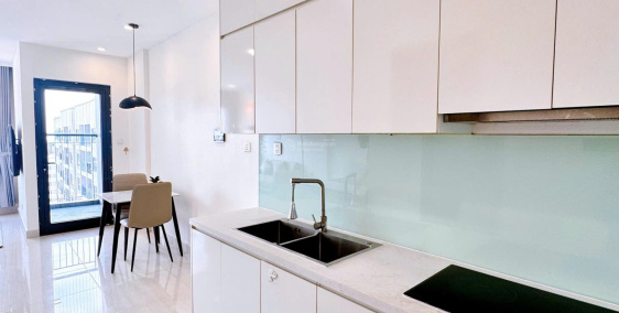 6
            
        
        
            
                
                    
                        Bán gấp căn hộ tòa S303, 30.7m2, Vinhomes Smart City, 2 tỷ 280 (chủ cần bán gấp tuần này)
                    
                
                
                    
                        2,28 tỷ
                            ·
                            30,7 m²
                            ·
                            74,27 tr/m²

                    
                    
                            ·
                        Q. Nam Từ Liêm (P. Tây Mỗ mới)
                    
                    
                
                    
                        Anh chị khách hàng thân thiết gửi em bán độc quyền căn hộ Studio tại Vinhomes Smart City Tây Mỗ. - Căn hộ dạng Studio. - Diện tích tim tường 30.7m². - Nội thất nhà đủ đồ, mới 100%, nhà trống chưa ai ở. - Sẵn sổ đỏ, có thể công chứng sớm. - Hiện đang có người muốn đặt cọc thuê giá 7.5tr, anh chị mua cho thuê có thể nhận khách thuê. - Giá bán cuối cùng: 2 tỷ 280 thu về. Chưa gồm thuế phí sang tên, phí môi giới. Phần này thương lượng thêm khi gặp đà...
                    
            
            
                
                            
                                
                                        
                                            P
                                
                                
                                    
                                        ‎Phương Thúy
                                    
                                    
                                                
            Đăng hôm qua
        

                                    
                                
                            
                
                
                        
                            
                            0963 081 *** · Hiện số