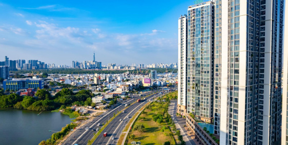 23
            
        
        
            
                
                    
                        TỔNG HỢP QUỸ CĂN ECO GREEN SAIGON 2PN 3PN - DỰ ÁN ĐƯỢC NHIỀU GIA ĐÌNH TRẺ ƯU TIÊN AN CƯ
                    
                
                
                    
                        6,2 tỷ
                            ·
                            66 m²
                            ·
                            93,94 tr/m²

                            ·
                            2
                            ·
                            2
                    
                    
                            ·
                        P. Tân Thuận (Quận 7 cũ)
                    
                    
                
                    
                        Cập nhật giỏ hàng bán căn hộ Eco Green Saigon Quận 7 với nhiều căn 2PN, 3PN giá tốt, có căn full nội thất, tầng cao view đẹp và căn đang khai thác cho thuê ổn định. Căn hộ Eco Green Saigon nằm ngay Nguyễn Văn Linh, gần Phú Mỹ Hưng, Crescent Mall, RMIT, Quận 1 và Quận 4, phù hợp khách mua ở thực hoặc đầu tư cho thuê. ViProperty có văn phòng tại dự án, cam kết hình thật  giá thật  thông tin thật, hỗ trợ xem nhà 24/7, kiểm tra pháp lý, hồ sơ, công c...
                    
            
            
                
                            
                                
                                        
                                
                                
                                    
                                        ‎Viproperty
                                    
                                    
                                                
            Đăng 2 ngày trước
        

                                    
                                
                            
                
                
                        
                            
                            0969 000 *** · Hiện số