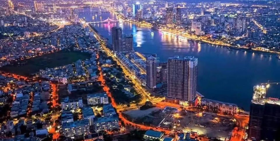 8
            
        
        
            
                
                    
                        Căn hộ 2PN, View bao trọn sông Hàn, Đà Nẵng - thanh toán dãn 4 năm - CĐT Sun Group
                    
                
                
                    
                        3 tỷ
                            ·
                            55 m²
                            ·
                            54,54 tr/m²

                            ·
                            2
                            ·
                            1
                    
                    
                            ·
                        Q. Sơn Trà (P. Sơn Trà mới)
                    
                    
                
                    
                        SYMPHONY 5 - CĂN HỘ VEN SÔNG HÀN CHỈ TỪ 2.6 TỶ - THANH TOÁN DÃN ĐẾN 4 NĂM - KHAI THÁC NGAY* Sun Symphony 5 sở hữu vị trí đắt giá tại giao Lê Văn Duyệt và Hồ Hán Thương, nằm ngay quần thể Symphony ven sông Hàn, sát bến du thuyền và trục dạo bộ trung tâm. ---------- Thông tin nổi bật:- Quy mô: 11.371m². - Cao 31 tầng, 1 tầng hầm toàn khối. - Tổng 1.228 căn hộ. - Loại hình: Studio | 1PN+ | 2PN | Penthouse. - Dự kiến bàn giao: 08/2028. ---------- Kết...
                    
            
            
                
                            
                                
                                        
                                    

                                
                                
                                    
                                        ‎Phạm Hồng Sơn
                                    
                                    
                                                
            Đăng hôm nay
        

                                    
                                
                            
                
                
                        
                            
                            0964 562 *** · Hiện số